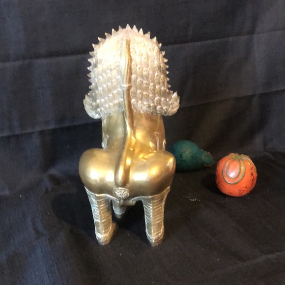 Khmer empire Foo dog, outstanding art work in solid brass circa 1950, 12”  high - Picture 10 of 10